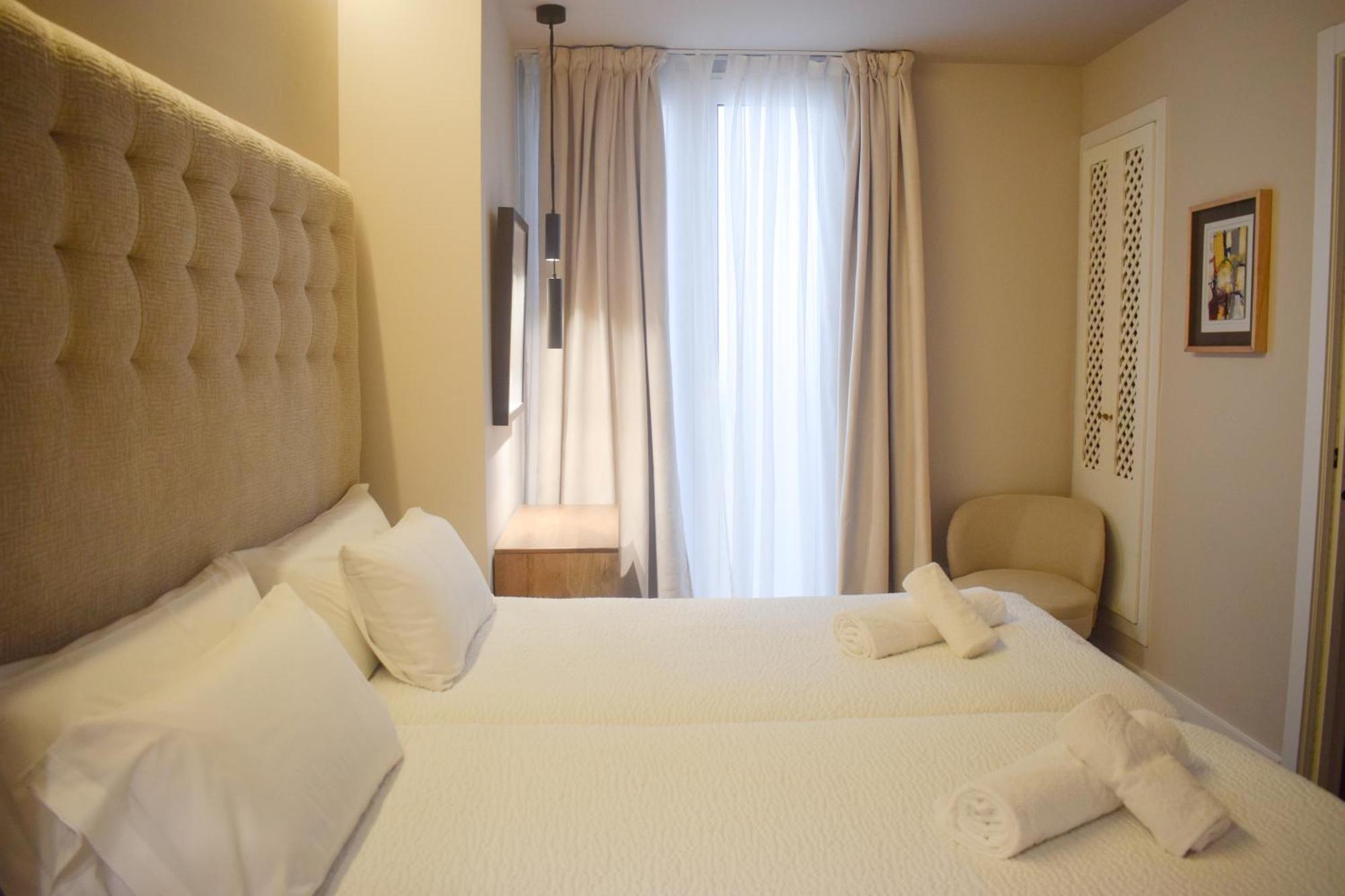 Valencia Apartamentos Goya Kültér fotó